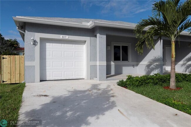 Foto del edificio - 817 NW 1st Ave