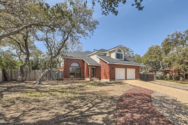 Foto del edificio - Beautiful 4-bedroom, 3-bath home in the de...