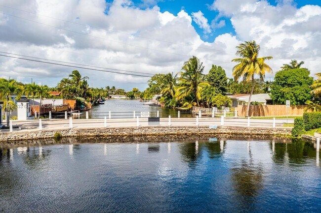 Foto del edificio - 2856 NW 10th Ave