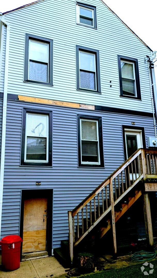 Building Photo - 1419 W Cullerton St