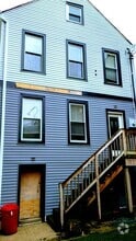 Building Photo - 1419 W Cullerton St