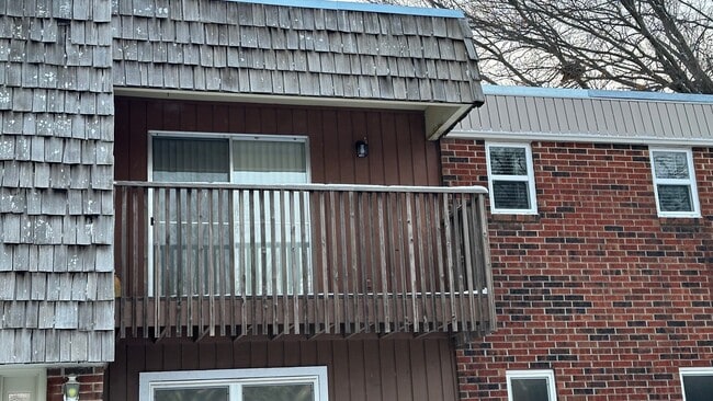 Balcony - 5460 SW 12th Ter