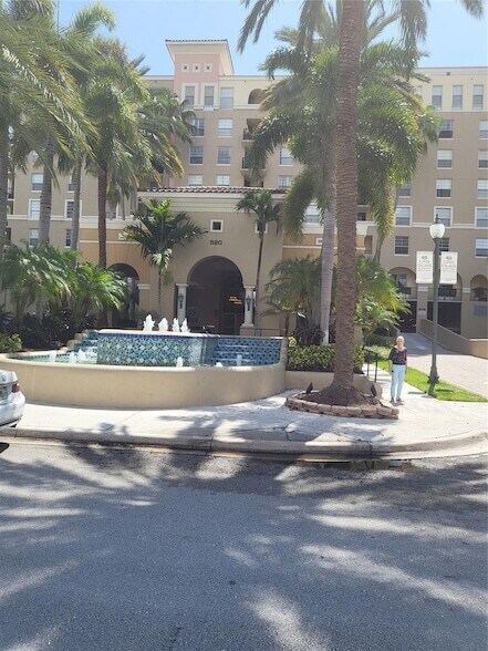 Foto del edificio - 520 SE 5 Ave