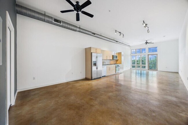 Foto del edificio - 2235 E 6th St