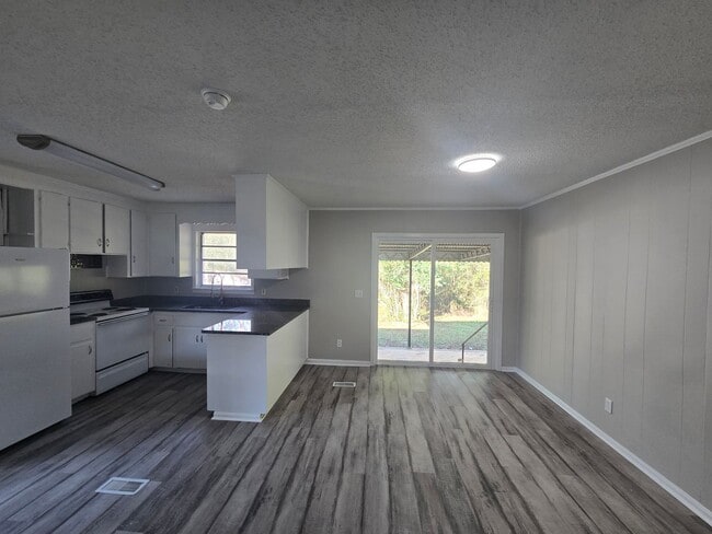 Building Photo - Beautiful Downtown Enterprise