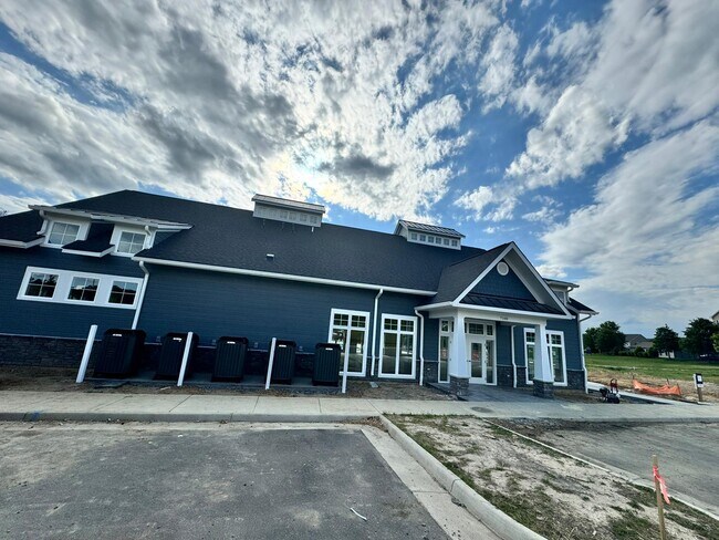 Foto del edificio - 6604 Way Point Dr, North Chesterfield, VA ...