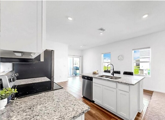 Foto del edificio - 3552 Shade Fern Ln