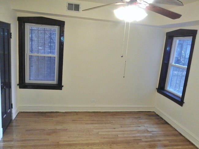 Building Photo - 7746 S Jeffery Blvd