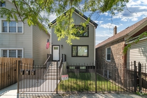 Building Photo - 1737 W 16th St