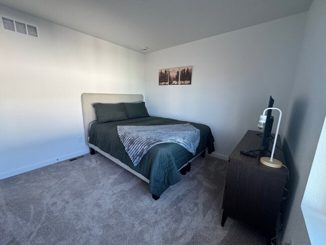 Building Photo - 9156 Percheron Pony Dr