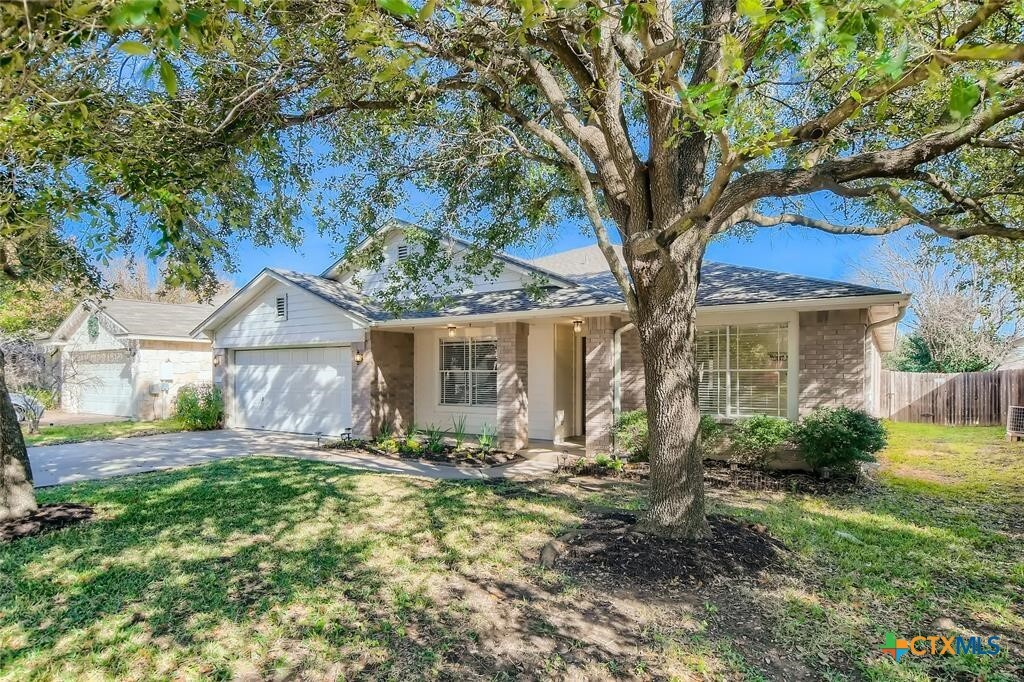 Primary Photo - 16210 Copper Leaf Ln