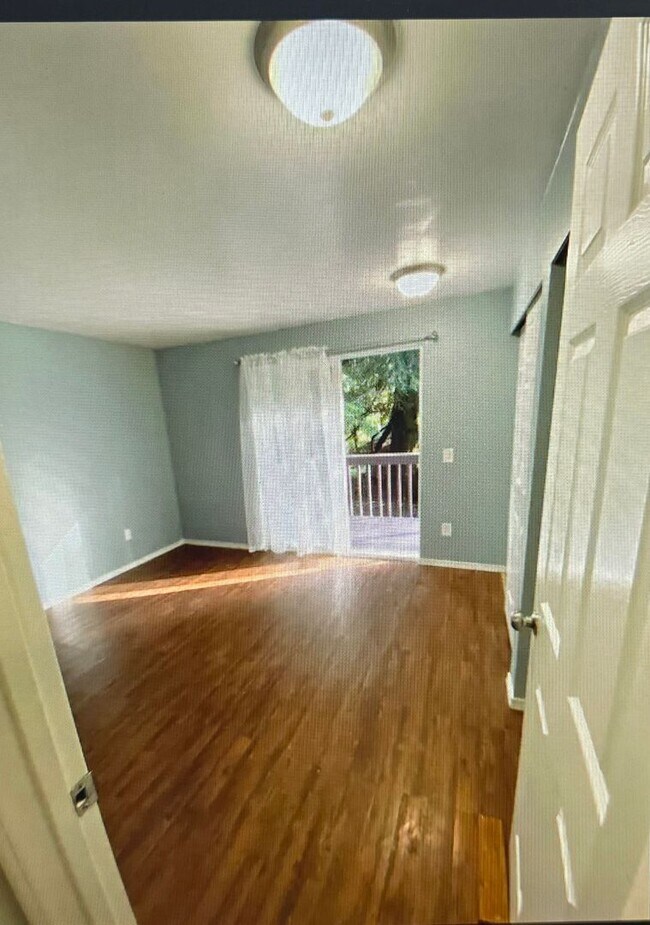 Foto del edificio - Charming Sudden Valley home with large fla...