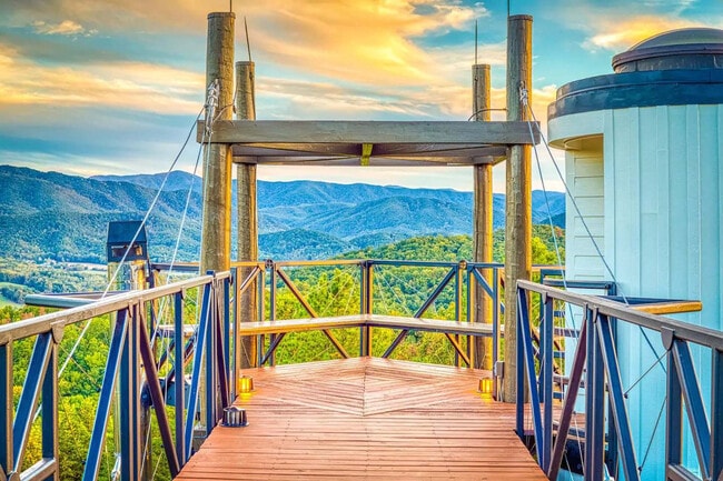 Building Photo - 1816 Bear Spgs Wy