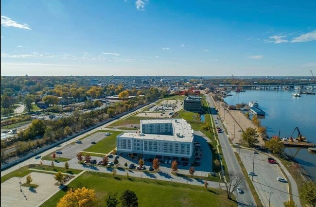 Interior Photo - The Waterfront Apartments