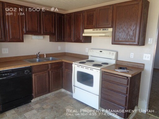 Building Photo - 902 N 1500 E