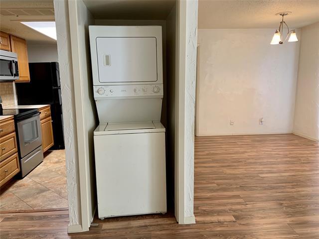 Building Photo - 7431 Holly Hill Dr