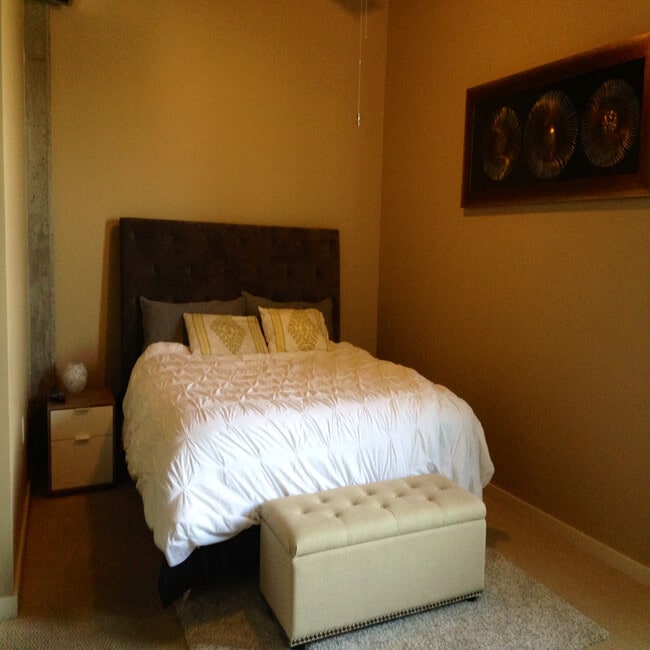 Building Photo - 2899 N Speer Blvd