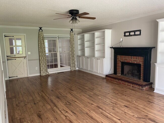 Foto del edificio - 2982 Edenberry Ln NW