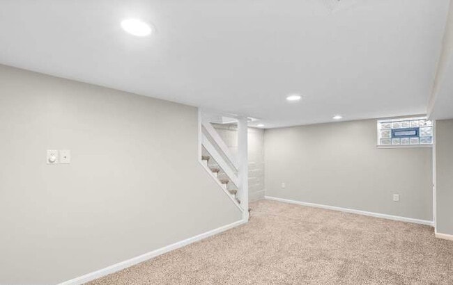 Photo - 1315 W 37th St Apartment