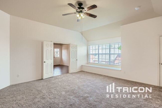 Foto del edificio - 12028 Stephenville Dr