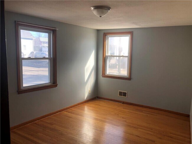 Foto del edificio - 30 Wakefield St