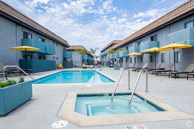 Building Photo - The Hive@Market