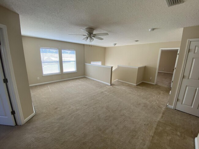 Building Photo - 3301 Turkey Creek Dr
