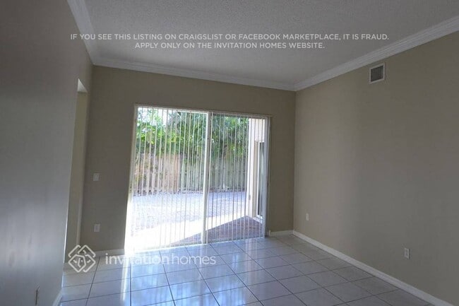 Building Photo - 8153 SW 163rd Ave