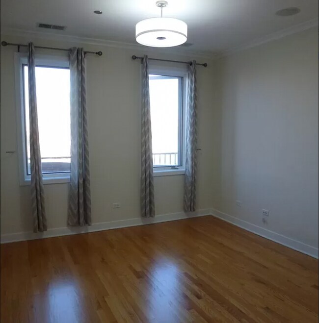 Foto del edificio - 2700 N Halsted St