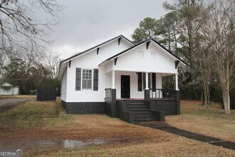 Building Photo - 402 Jefferson St