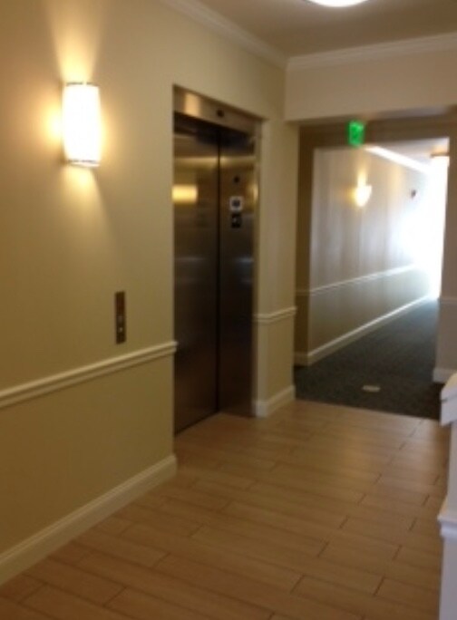 Foto del edificio - 125 Edgemere Rd