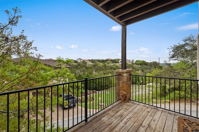 Foto del edificio - 4000 Ranch to Market Rd 620