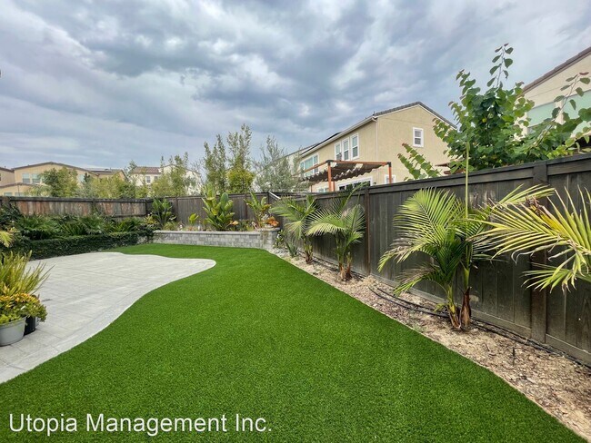 Building Photo - 4 br, 3 bath House - 869 Camino Cantera