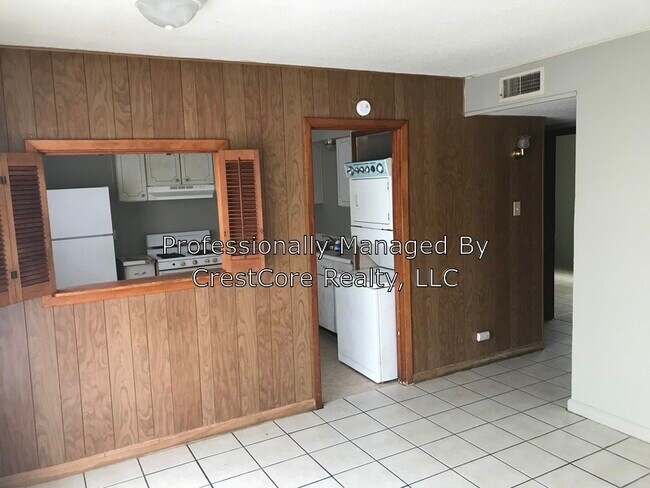 Foto del edificio - 4455 MACON Rd