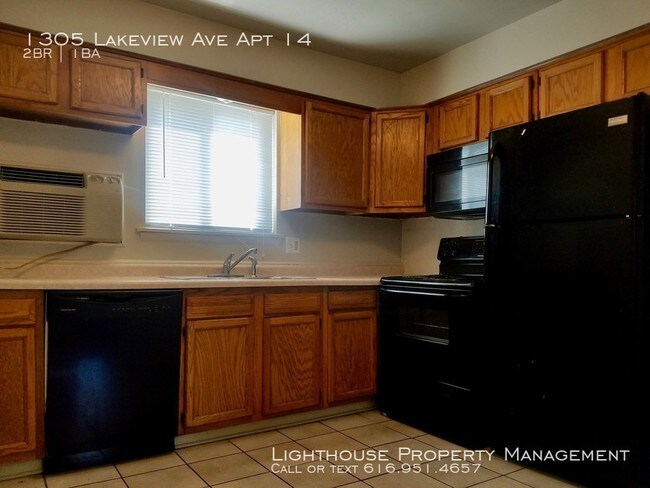Building Photo - Two Bedroom Apartment in Battle Creek