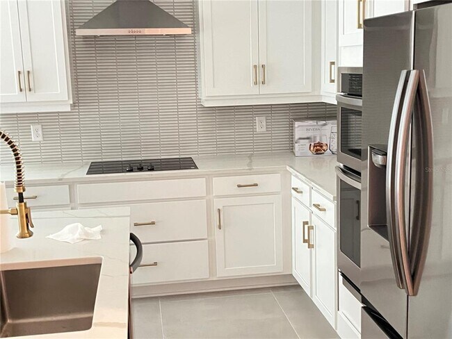 Building Photo - 4836 Shady Pnes Dr