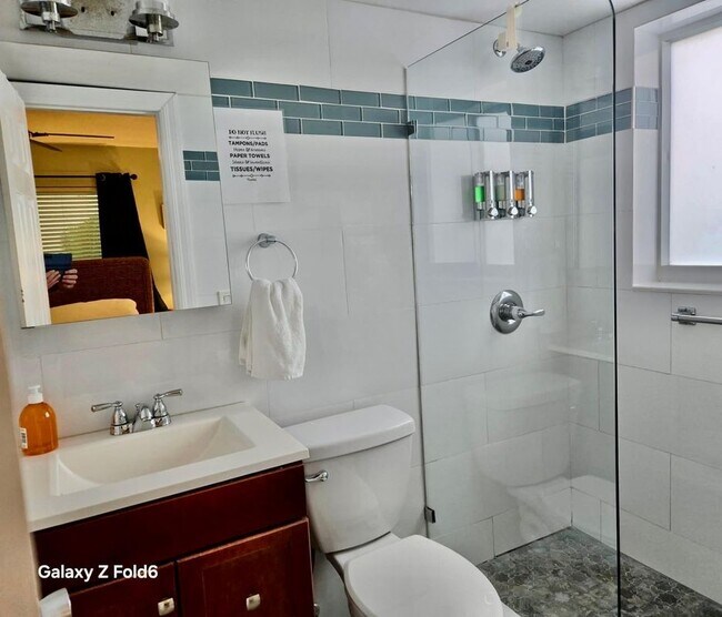 Foto del edificio - 3225 NE 16th St
