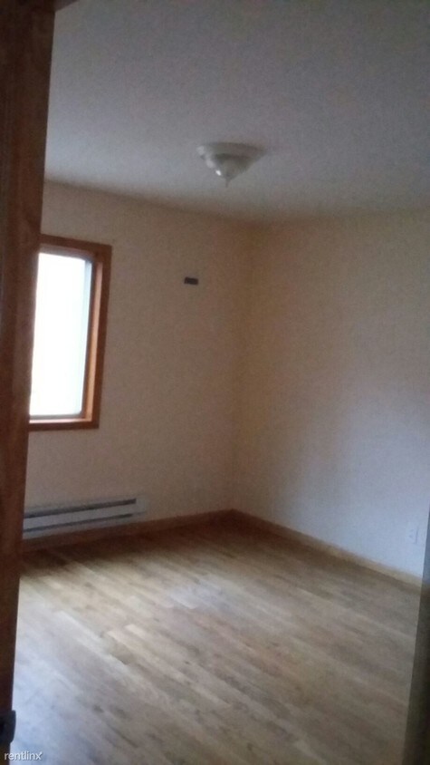 Foto del edificio - 3 br, 2.5 bath House - 129 Spring Glen Rd