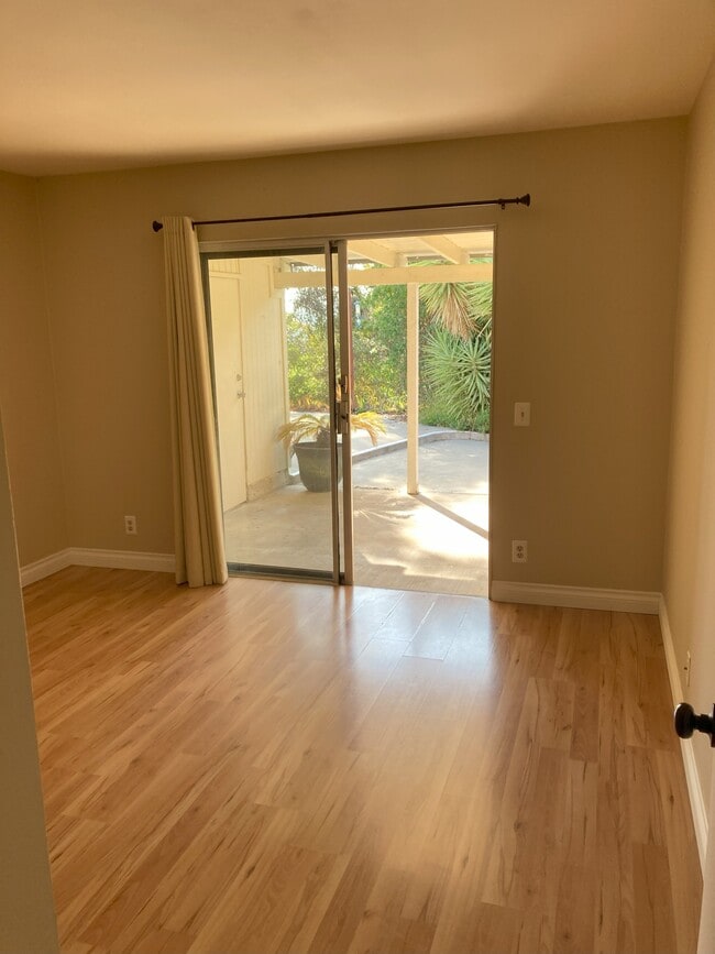 Building Photo - 3930 San Lorenzo Ct