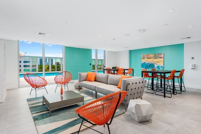 Building Photo - Zoi House Grove