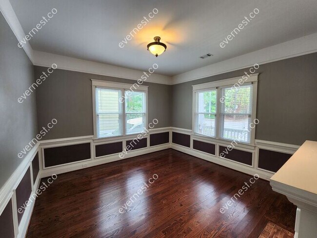 Foto del edificio - 219 Randolph St NE