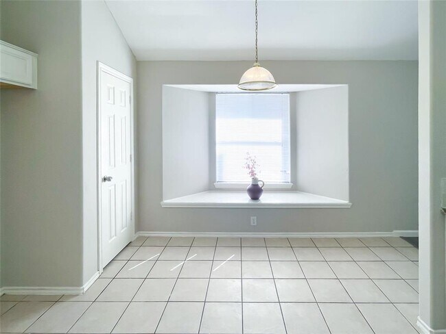 Foto del edificio - 3341 Zubin Ln