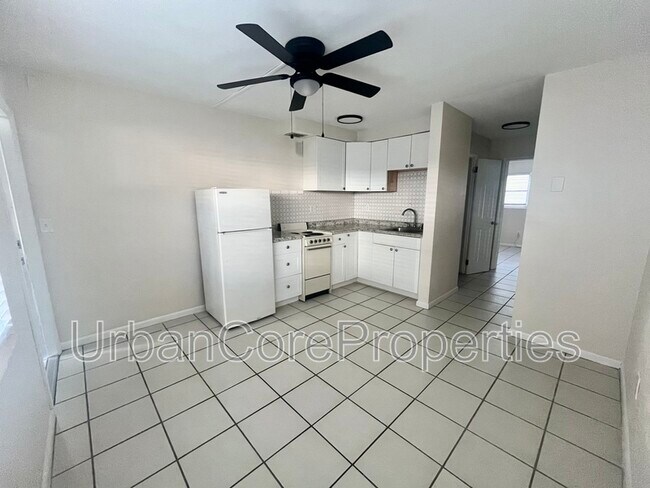 Foto del edificio - 115 7th Ave N