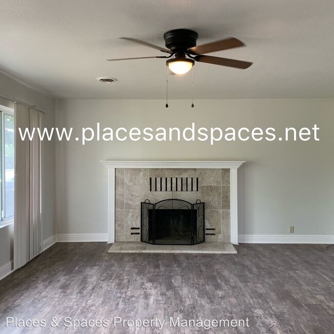 Building Photo - 3 br, 2 bath House - 1666 Diamond