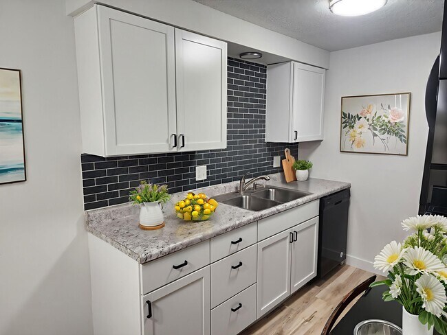 Foto del edificio - Mesa Heights Apartments