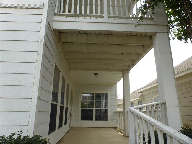 Building Photo - 1808 Mercer Way