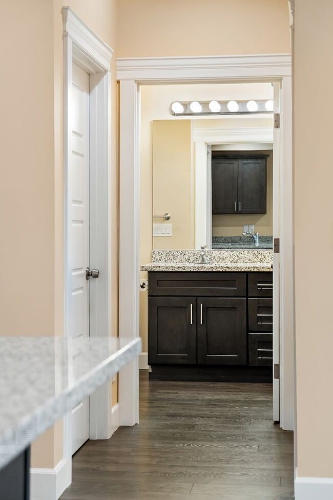 Building Photo - Marigold Apartments - Your Cozy Christmas Home Awaits