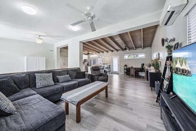 Foto del edificio - 3309 SW 16th St