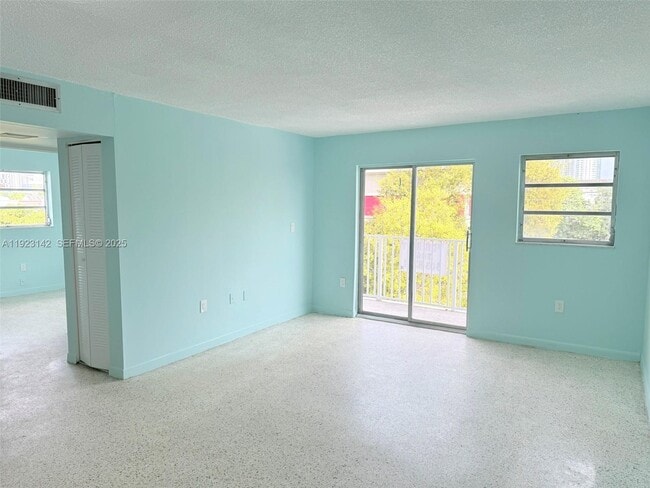 Foto del edificio - 428 SW 5th Ave