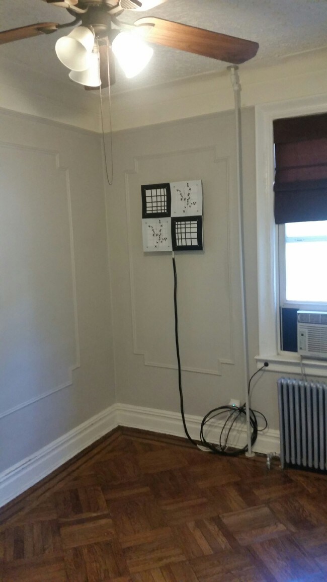 Bedroom - 72 Jefferson Ave